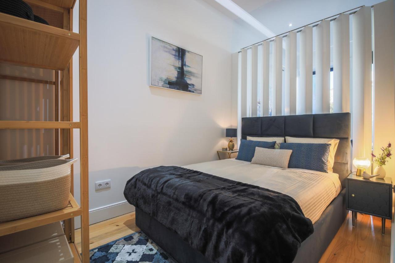 The Twin Apartments Porto Bagian luar foto