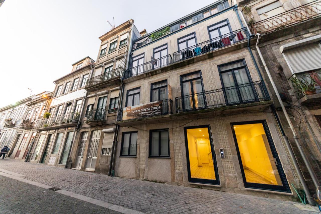 The Twin Apartments Porto Bagian luar foto